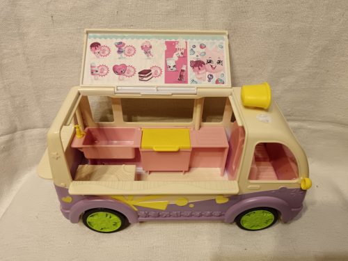 Shopkins Food Truck jármű 4 figurával – használt, jó állapotban, 25×14 cm (G3)