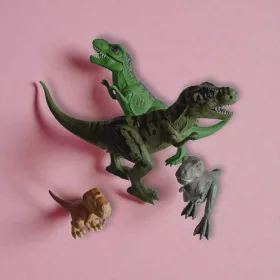   Dínó kaland játékcsomag – jó állapotú (4 db-os szett)