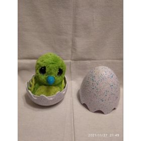   Hatchimals: Draguella interaktív plüss zöld tojásban (A5)