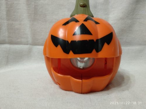 Használt  Halloween tök elemlámpa (B5)