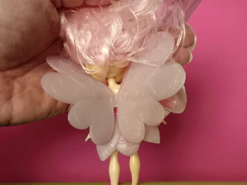 Pixie Flitzies tündér baba házikóban, 12 - 18 cm – használt, újszerű állapotban (C5)