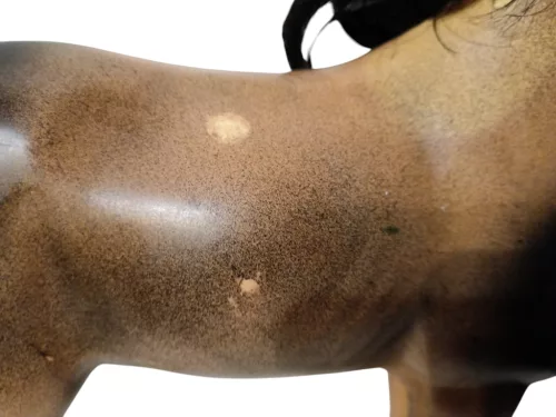Breyer Traditional buckskin ló gyűjtői figura, 30 cm – használt (E2)