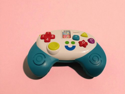 Hapello angol nyelvű interaktív kontroller, 16 cm – használtabb állapotban, hangot ad és világít (G2) 