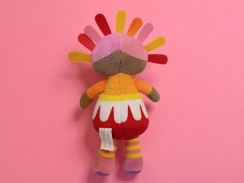 Iggle Piggle és barátai – Makka Pakka angolul zenélő plüssfigura, 30 cm – használt, jó állapotban (G2) 