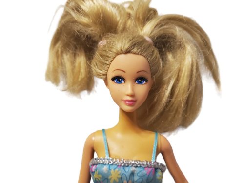 Barbie stílusú divatbaba virágos ruhában – használt, jó állapotú (31 cm) (b4)