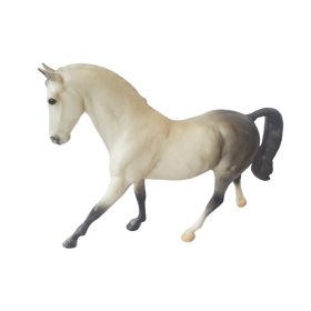 Használt újszerű fehér ló (A2)