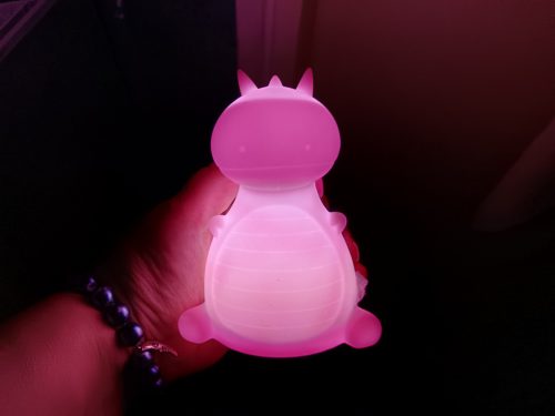 Világító műanyag sárkány éjszakai fény lila fénnyel, használt, újszerű állapotban, 12 cm (G1) 