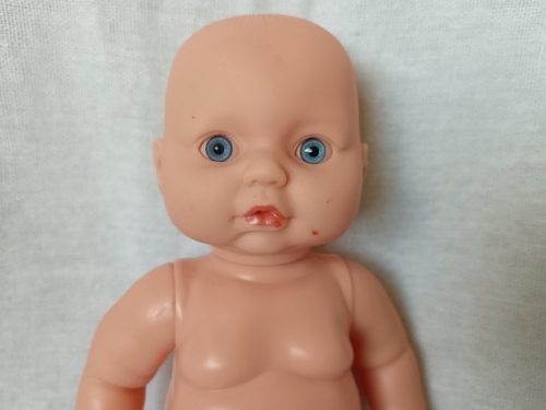 Műanyag baba figura használt, jó állapotban, 20 cm-es méretben (d4) 