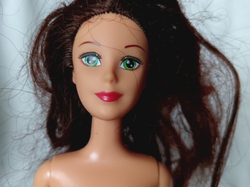 Klasszikus divatbaba – használt jó állapotú, 30 cm  (G1)