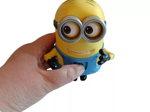 Minion (minyon) figura 11 cm - használt állapotban (A8)
