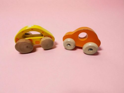 Fa autócsomag (2 db), 9–10 cm  használt állapotban (e3)