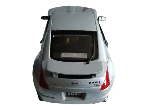 Maisto Nissan 350Z Nismo S-Tune fém modellautó – 1:18, 24 cm – sérült, jó állapotú (E2)