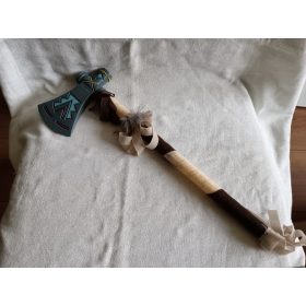   Jelmezkiegészítő indián tomahawk – használt, jó állapotban (G4)