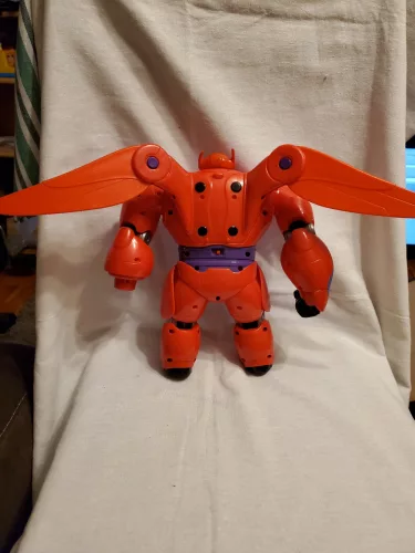 Használt Baymax Hős6os beszélő figura (C3)