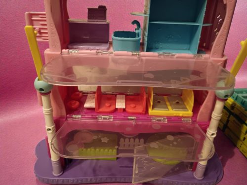 Shopping Tall Mall, 10 db figurával, újszerű (B6)