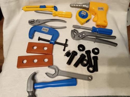 Gyerek műanyag szerszámos készlet dobozban – használt, újszerű állapotban (G3)