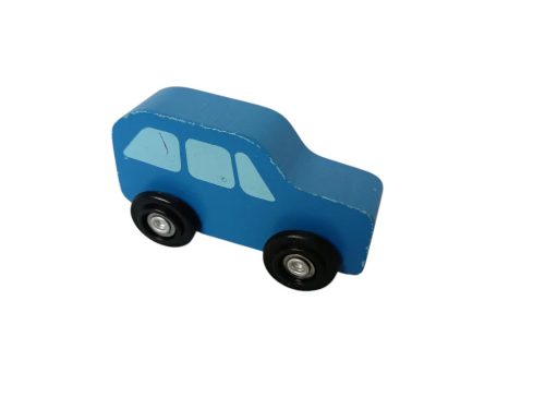 Fa kisautó, 8 cm, használt állapotban (G2) 