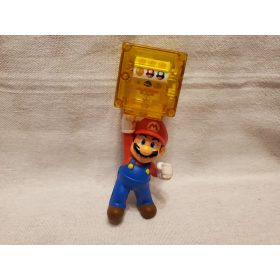 Használt Happy Meal figura - Super Márió (F1)
