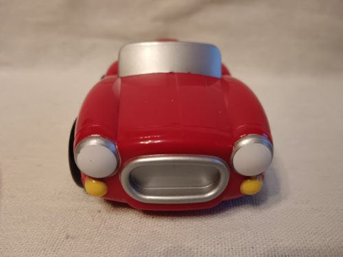 Piros kabrió kisautó – használt, újszerű állapotban, 10 cm (G4)