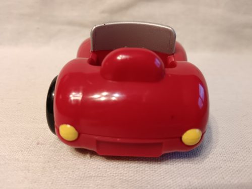 Piros kabrió kisautó – használt, újszerű állapotban, 10 cm (G4)