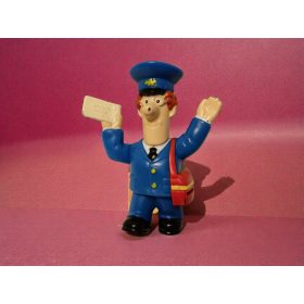 Postás Pat figura, 8 cm – használt állapotú (F1)