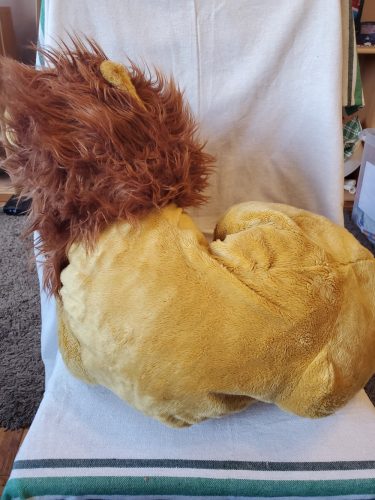 Használt Plüss fekvő oroszlán (D5)