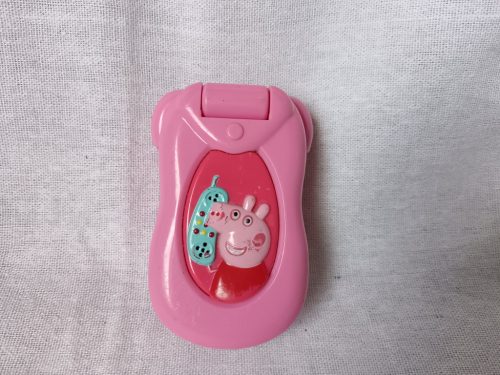 Peppa malacos zenélő játéktelefon angol nyelven – használt jó állapotú, 9 cm (G1) 