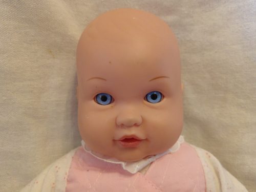 ASDA játékbaba babában, 34 cm – használt állapotban (B2)