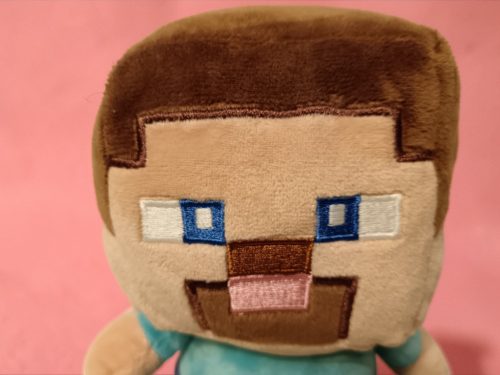 Minecraft Steve plüssfigura, 20 cm – újszerű állapotban (C7)
