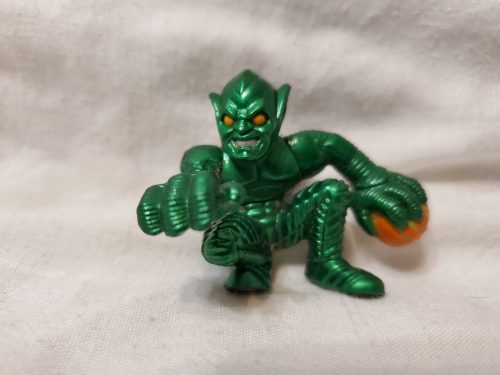 Zöld goblin figura (OP2)