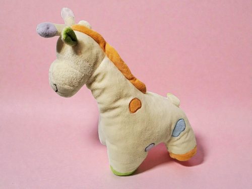 Nyugodt esték alvócsomag – használt, újszerű állapotú válogatás, ágyrácsvédő, szundikendő, babajáték, zenélő alvójáték (A4)