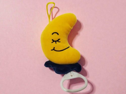 Nyugodt esték alvócsomag – használt, újszerű állapotú válogatás, ágyrácsvédő, szundikendő, babajáték, zenélő alvójáték (A4)