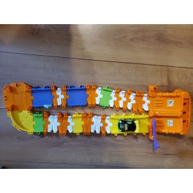 Használt V-tech Toot toot autópálya versenyautóval