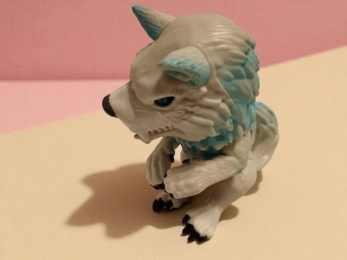 WowWee interaktív ezüst farkas figura, 12 cm – használt, újszerű állapotban (G2) 