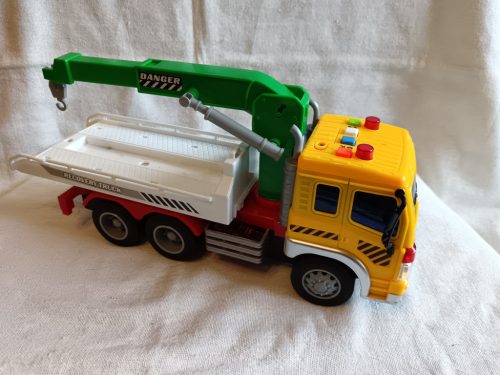 Darus mentőautó hangot adó, használt, újszerű állapotban – 28 cm (G4)