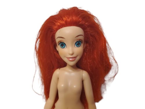 Ariel baba ruha nélkül – használt, újszerű állapotban (27 cm) (b4)