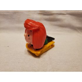 Használt Happy Meal figura - Petty Snoppy meséből (F1)