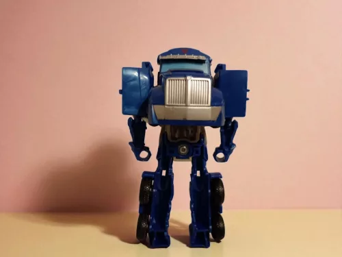 Transformers Optimus Prime figura 11 cm – használt, jó állapotban (G2) 