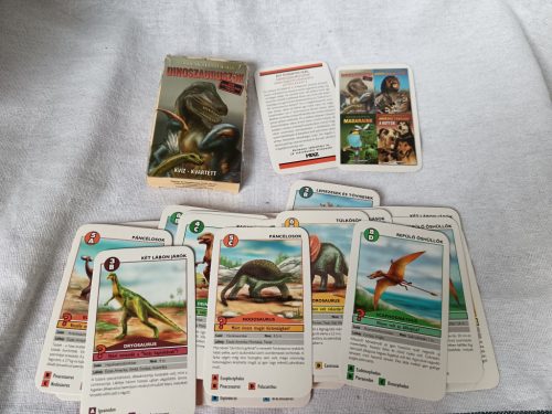 Dinoszauruszos kártyajáték – magyar nyelvű, használt dobozsérült, újszerű lapok (G1)