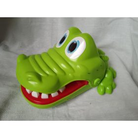   Harapós krokodilos fogorvos játék – használt, jó állapotú (26 cm) (G1)
