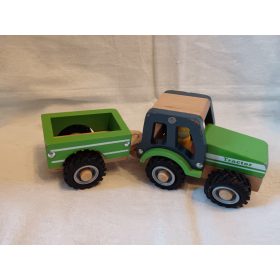   New Classic Toys fa traktor utánfutóval, 15×10 cm – használt, jó állapotban (G2) 