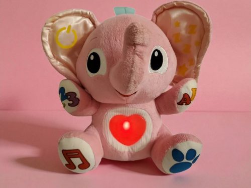 Little Tikes angol nyelvű zenélő elefánt plüss, 25 cm – használt, újszerű állapotban (C4)
