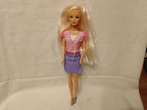 Barbie jellegű divatbaba – 30 cm  használt, újszerű állapotú (G3) 