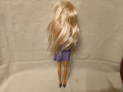 Barbie jellegű divatbaba – 30 cm  használt, újszerű állapotú (G3) 
