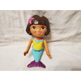   Dóra baba sellő jelmezben – használt, jó állapotban (21 cm) (OP2)