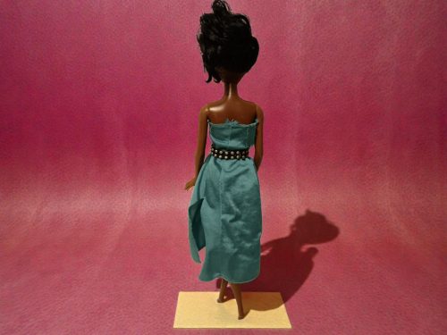 Mattel Disney hercegnő baba, 30 cm – használt, gyengébb állapotú (B6)