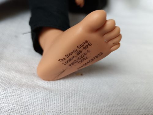 Disney Pocahontas Animator baba – használt jó állapotú, enyhén festékes, 40 cm  (G1)