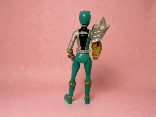 Hasbro Power Rangers figura – 15 cm, újszerű, kiegészítők nélkül (G3) 